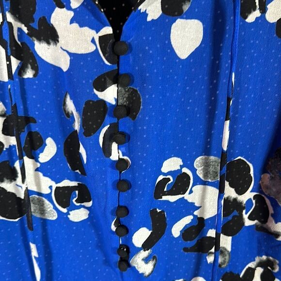 CAbi Blue Fit and Flare Dress with V-neck for Casual Occasions - Picture 3 of 7